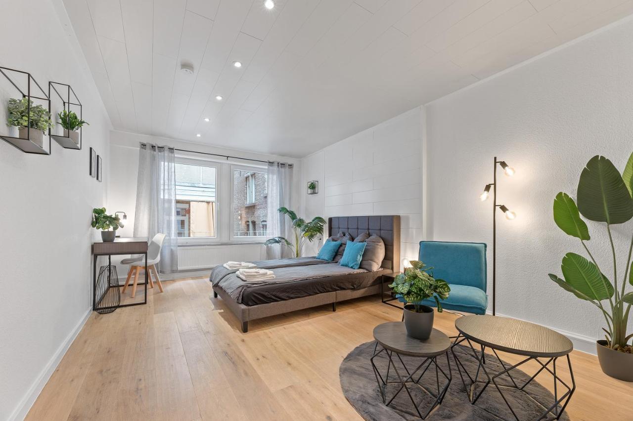 シュトゥットガルトDas Crazy Monkey Loft Mit 100Qm & Summerloungeアパートメント エクステリア 写真